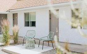 Naramata Courtyard Suites